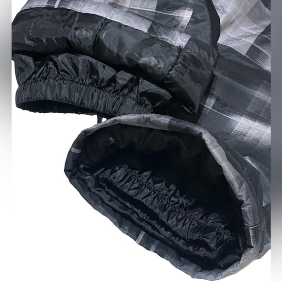 ZeroXposur Snowboard Ski Pants Youth Medium 10-12 Black Grey Winter Warm EUC - Picture 9 of 9